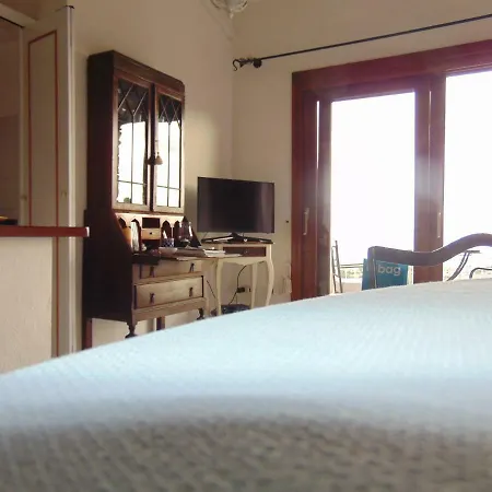 Aldia Manna Apartment *