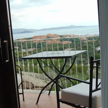 Aldia Manna Apartment